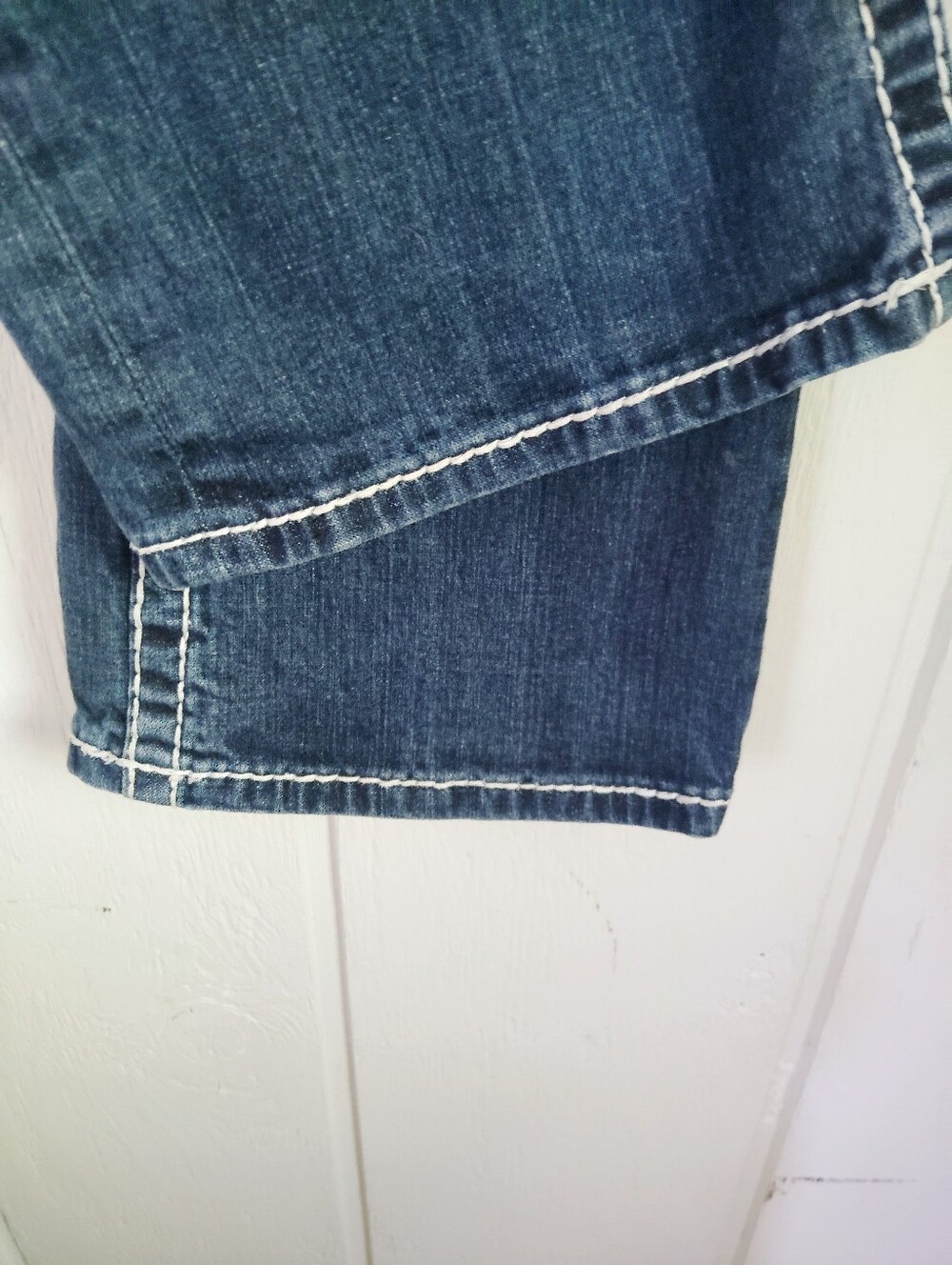 LIKE NEW!! Vigos, FIT/Bootcut Jeans. Size 28/5 - Picture 3 of 5